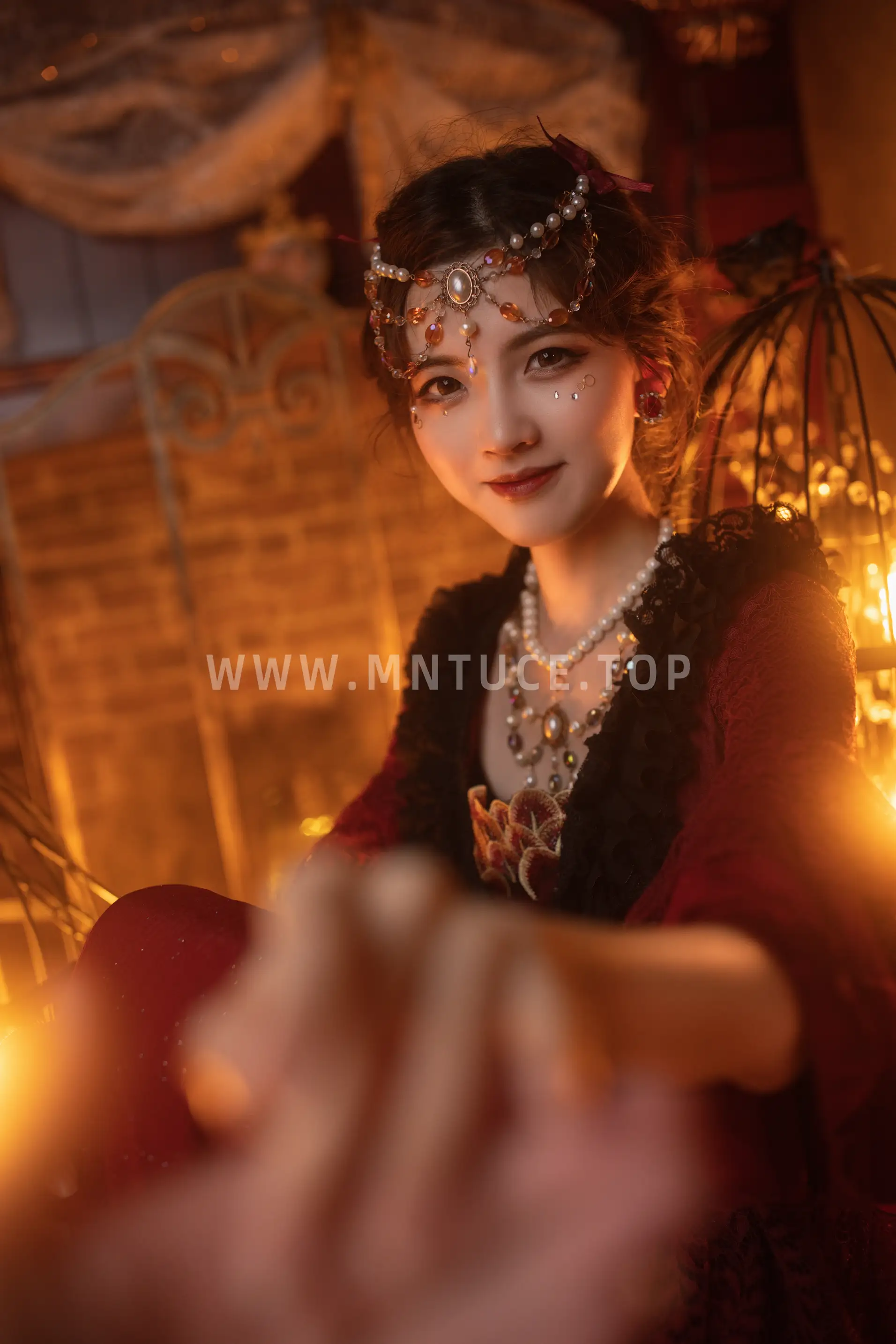 [艺图语] 2022.11.17 Vol.2457 – 法式女王 Dtifa丁小妮#[33P]-8