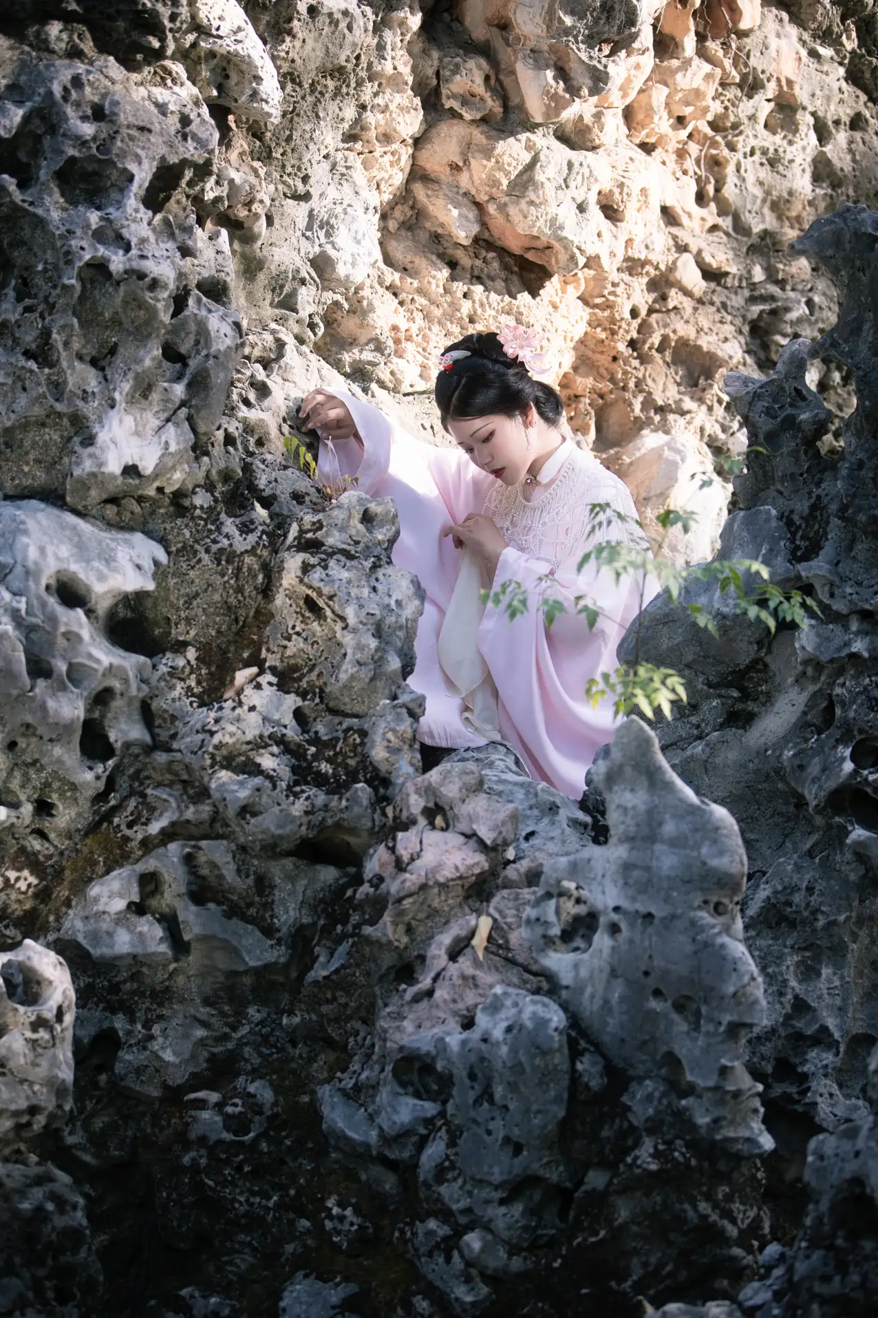 [艺图语] 2022.11.20 Vol.2482 – 入梦也 連翹____#[24P]-12